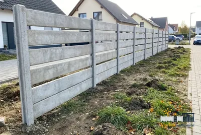 Betonzaun Linea Horizont Offen – Beispielbild